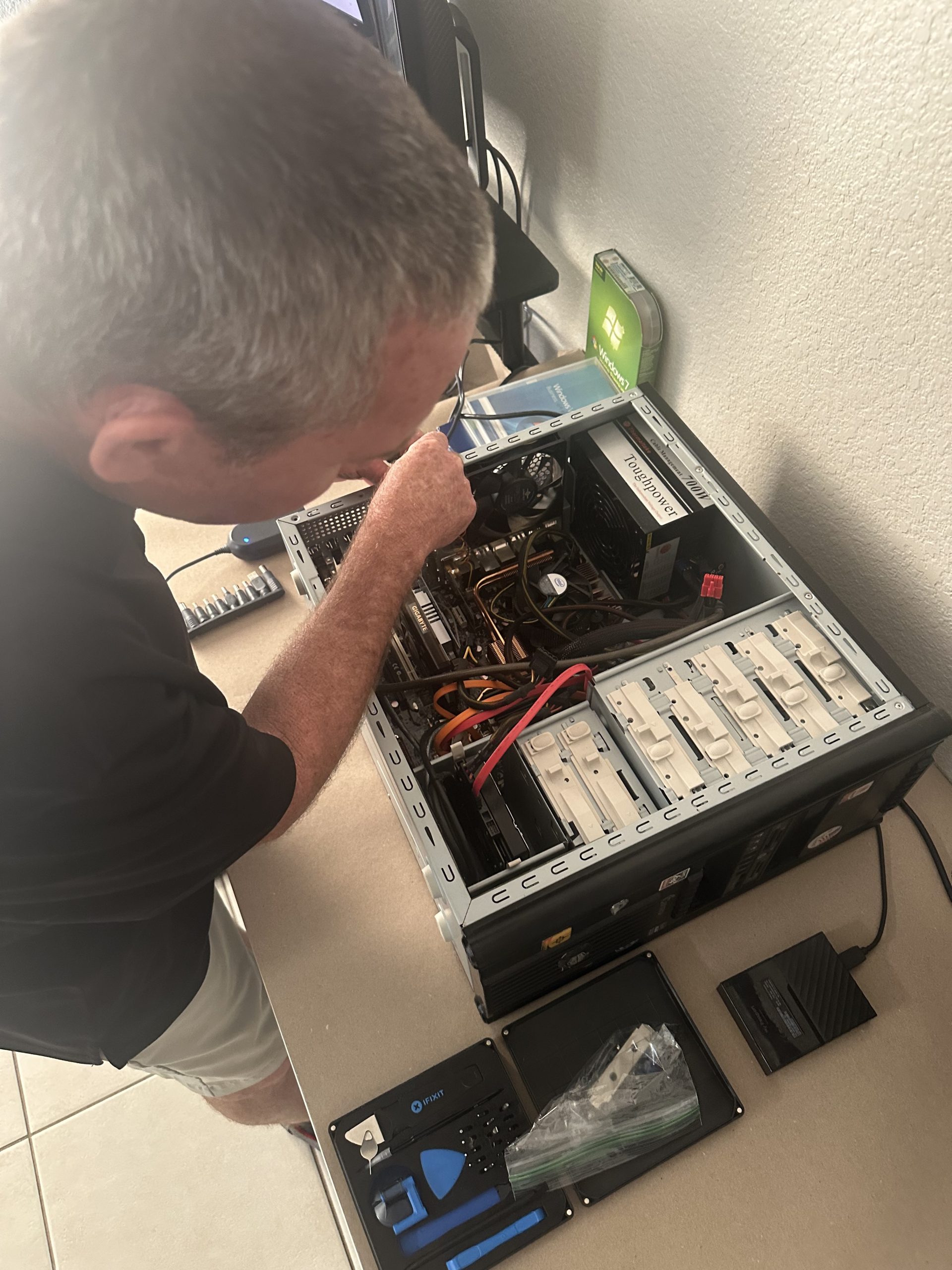 Data recovery service image for Computer repair, data recovery, Wi-Fi help, and website support that makes sense. in...